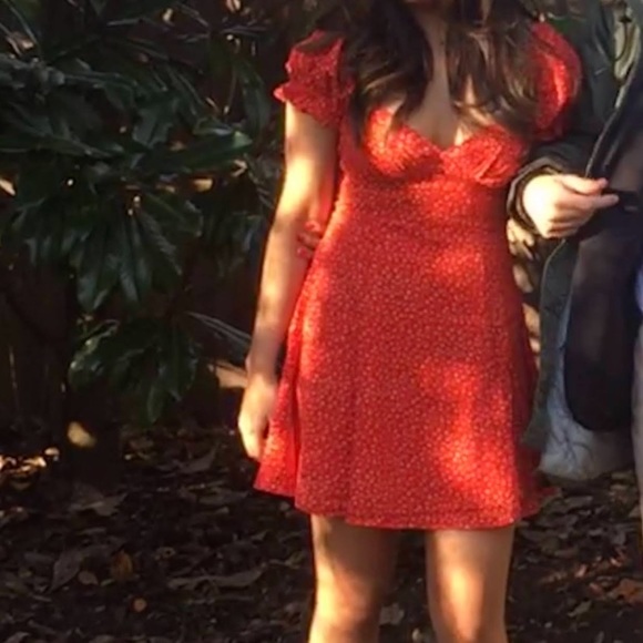 ONLY WORN ONCE FOR SPECIAL OCCASION - Picture 2 of 5